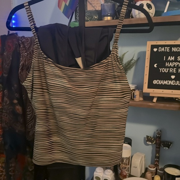 VTG Le Cove Tankini - Picture 1 of 1